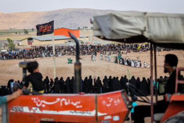 ‎‎Iran : rituel de Ta'ziyeh dans le village Sahra Roud de Fasa au sud