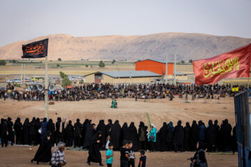 Iran : rituel de Ta'ziyeh dans le village Sahra Roud de Fasa au sud