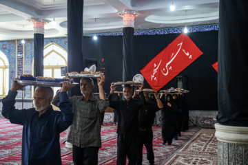 Cérémonies traditionnelles de deuil de Muharram, rituels à Kāchān 