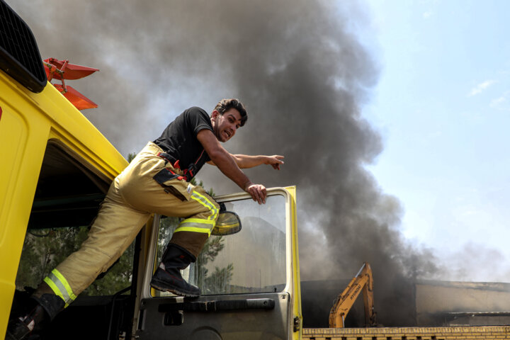 آتش‌سوزی در شهرک صنعتی یزد