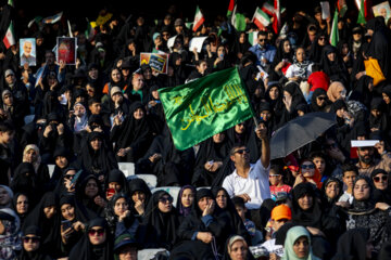 اجتماع دختران انقلاب