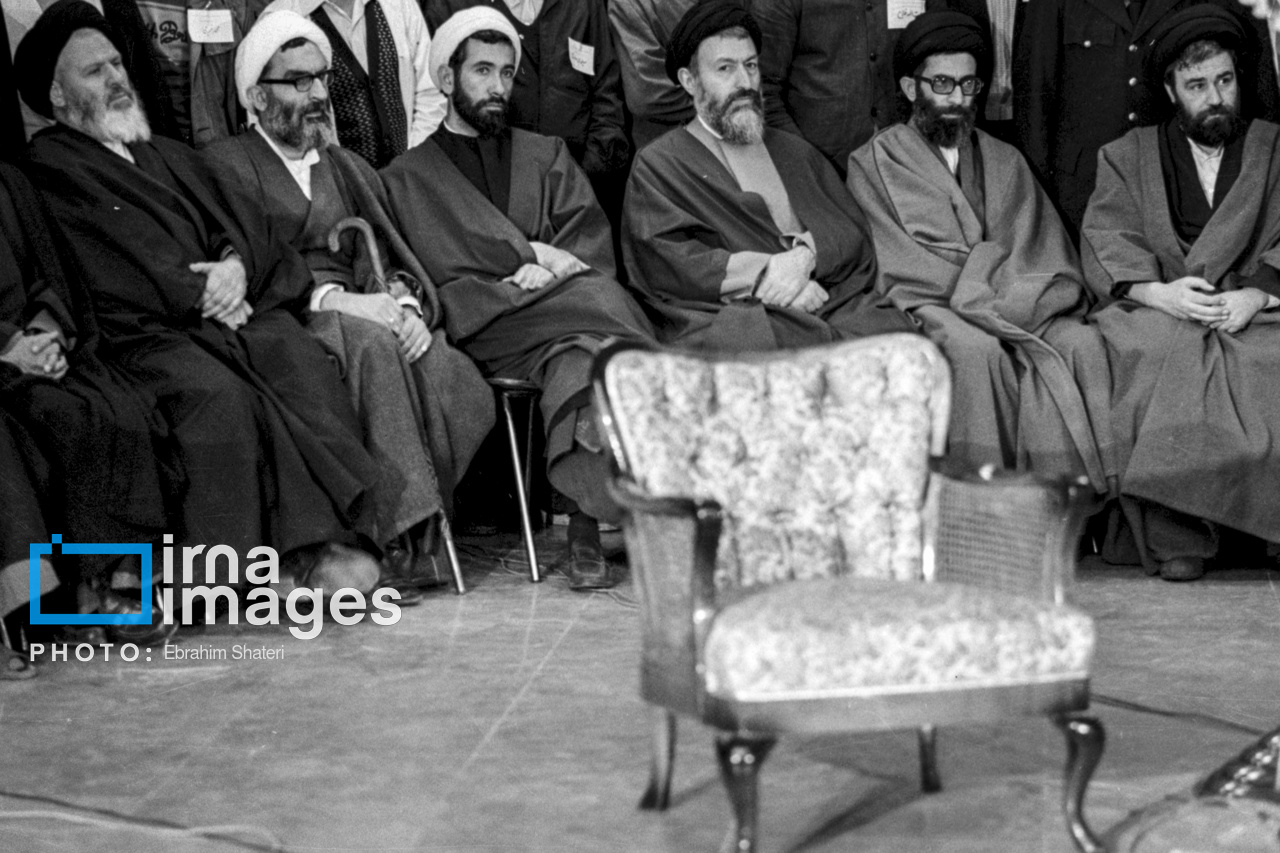 سیزده دوره تنفیذ رئیس جمهور ایران- دوره اول «ابوالحسن بنی صدر» ۱۳۵۸