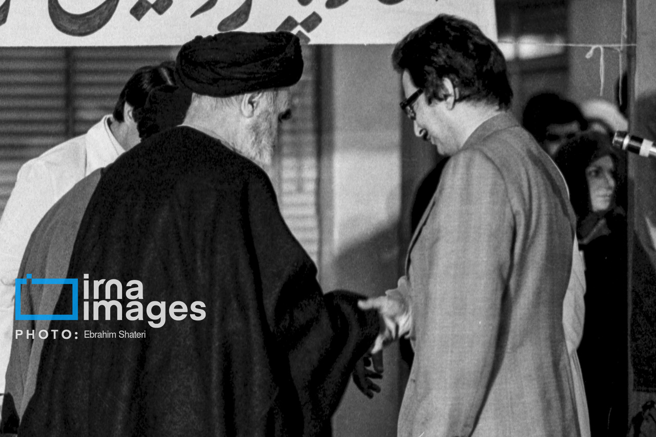 سیزده دوره تنفیذ رئیس جمهور ایران- دوره اول «ابوالحسن بنی صدر» ۱۳۵۸