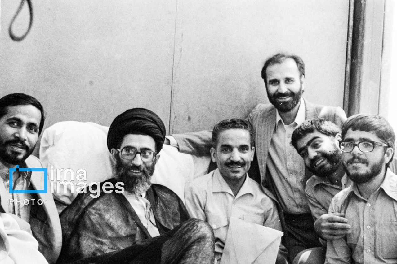 سیزده دوره تنفیذ رئیس جمهور ایران- در حاشیه مراسم دوره دوم «محمد علی رجایی» ۱۳۶۰