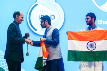 Remise des prix et clôture de la 54ème édition des olympiades internationales de physique à Ispahan