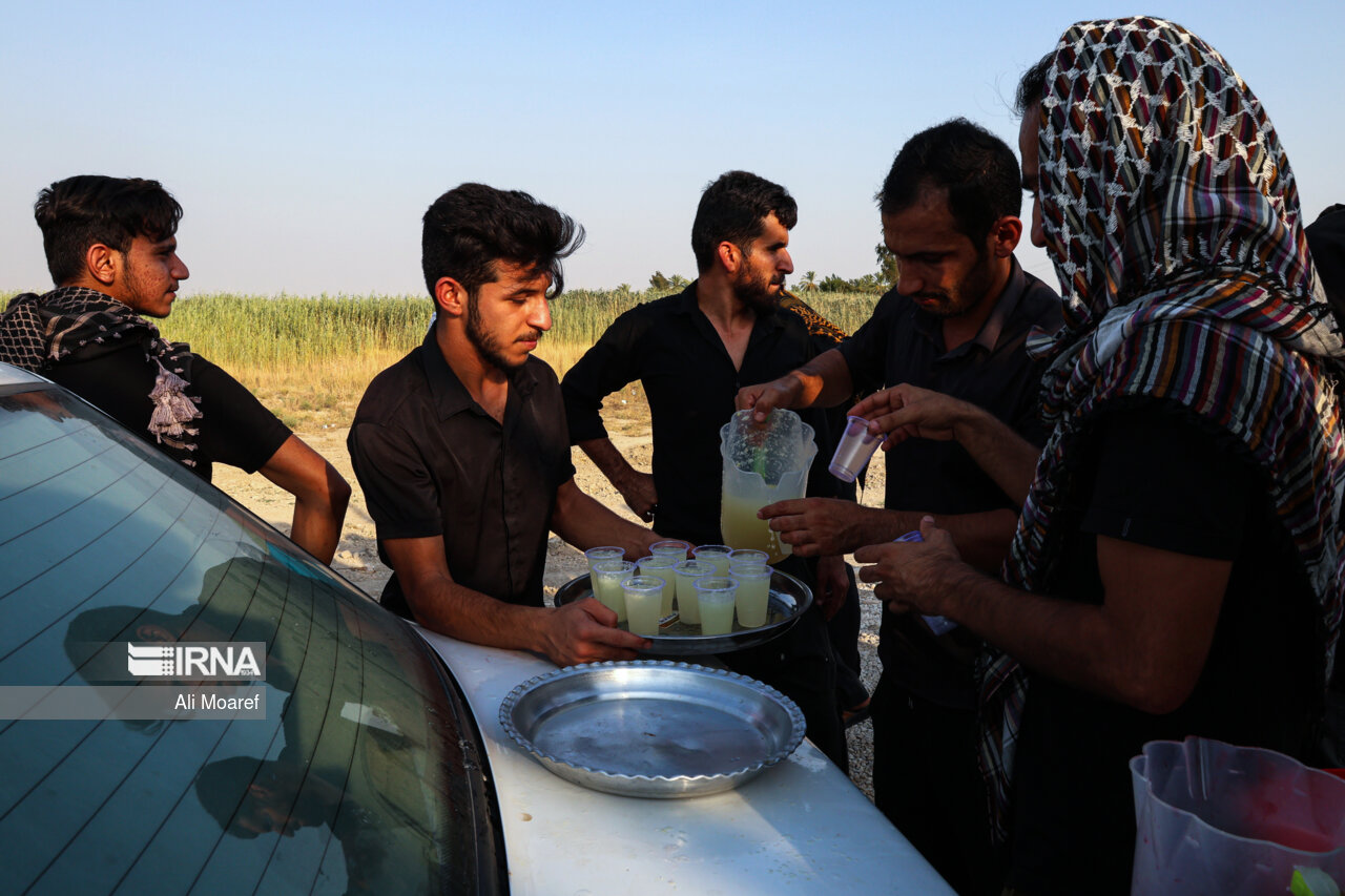 آغاز خدمات رسانی به زائران اربعین در شلمچه آغاز خدمات رسانی به زائران اربعین در شلمچه