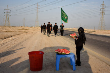 Marche d'Arbaeen sur la route Basra-Karbala