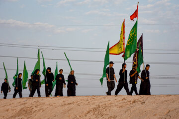 Marche d'Arbaeen sur la route Basra-Karbala