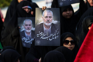 Manifestation à Téhéran après l'assassinat d'Ismaïl Haniyeh