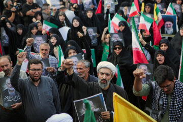 Manifestation à Téhéran après l'assassinat d'Ismaïl Haniyeh