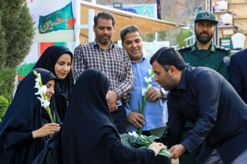 تجدید میثاق خبرنگاران کرمانی با شهدا به مناسبت روز خبرنگار