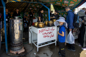 بازدید وزیر کشور از مرز خسروی