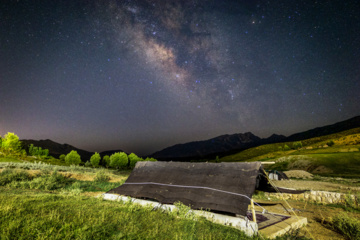 Bellísima lluvia de meteoros de las Perseidas de 2024