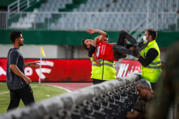 لیگ برتر فوتبال- پرسپولیس و ذوب آهن