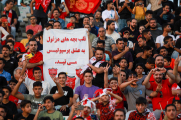 لیگ برتر فوتبال- پرسپولیس و ذوب آهن