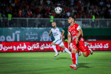 لیگ برتر فوتبال- پرسپولیس و ذوب آهن