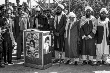 «محمدعلی رجایی» - جلسه بررسي مشكلات شهرستان سراوان ۱۳۵۹