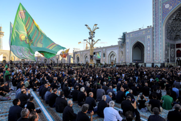 مراسم چهارپایه خوانی روز ۲۸ صفر در حرم رضوی