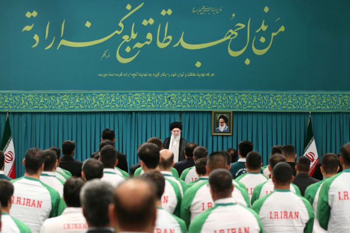حجاب، اخلاق و هویت ایرانی؛ سه گانه توصیههای رهبر شهید به ورزشکاران