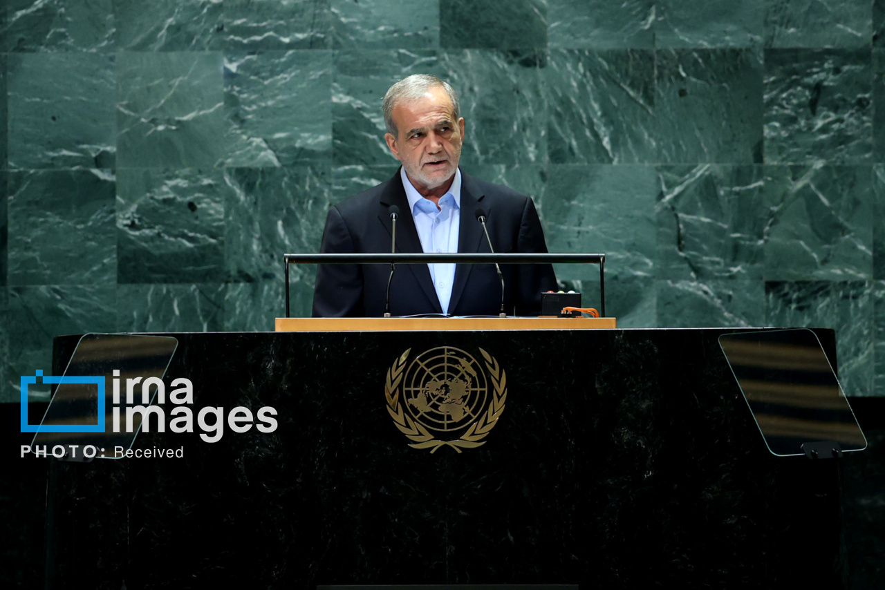 رئیس جمهور خواست نظام و مردم را به گوش دنیا رساند رئیس جمهور خواست نظام و مردم را به گوش دنیا رساند