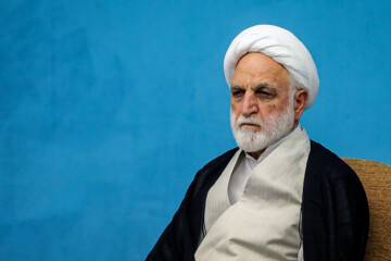 عیادت رئیس قوه قضاییه از آیت‌الله نوری همدانی