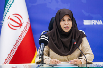 اینچه درگاهی: نایب رئیسی خواهرم قانونی است/ کارت‌های مربیگری را باطل می‌کنم