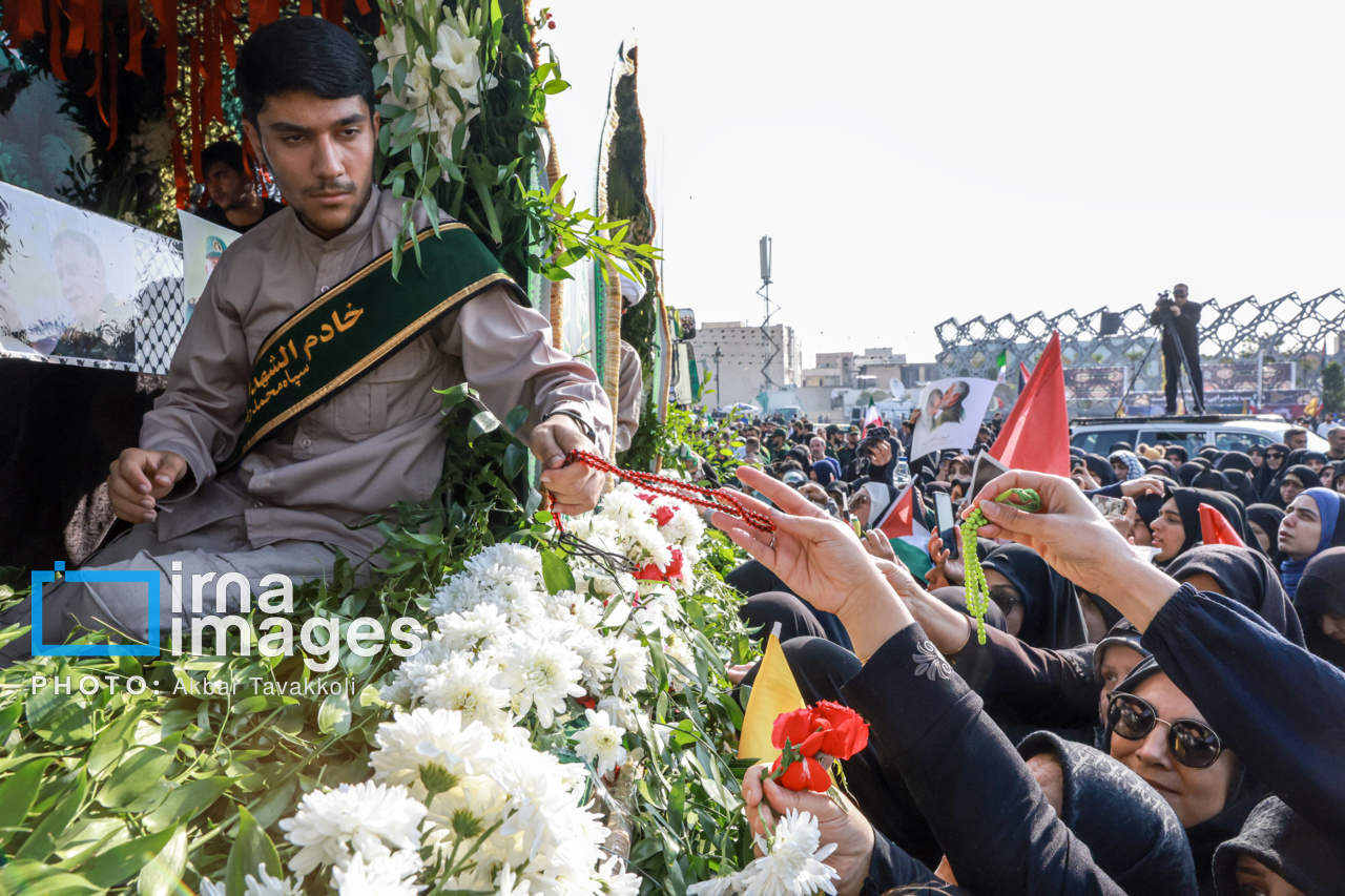 Funeral procession for Martyr Nilforoushan held in Iran's Mashhad