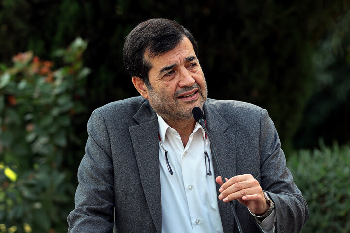 دنیامالی: به دنبال گرفتن حق پخش تلویزیونی هستیم