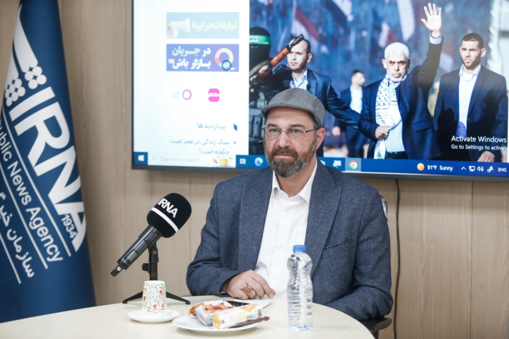 با فیلمهای هالیوودی نمیتوانند ایران را زیر سوال ببرند/ «سندباد» مخالف مهاجرت نیست+ فیلم