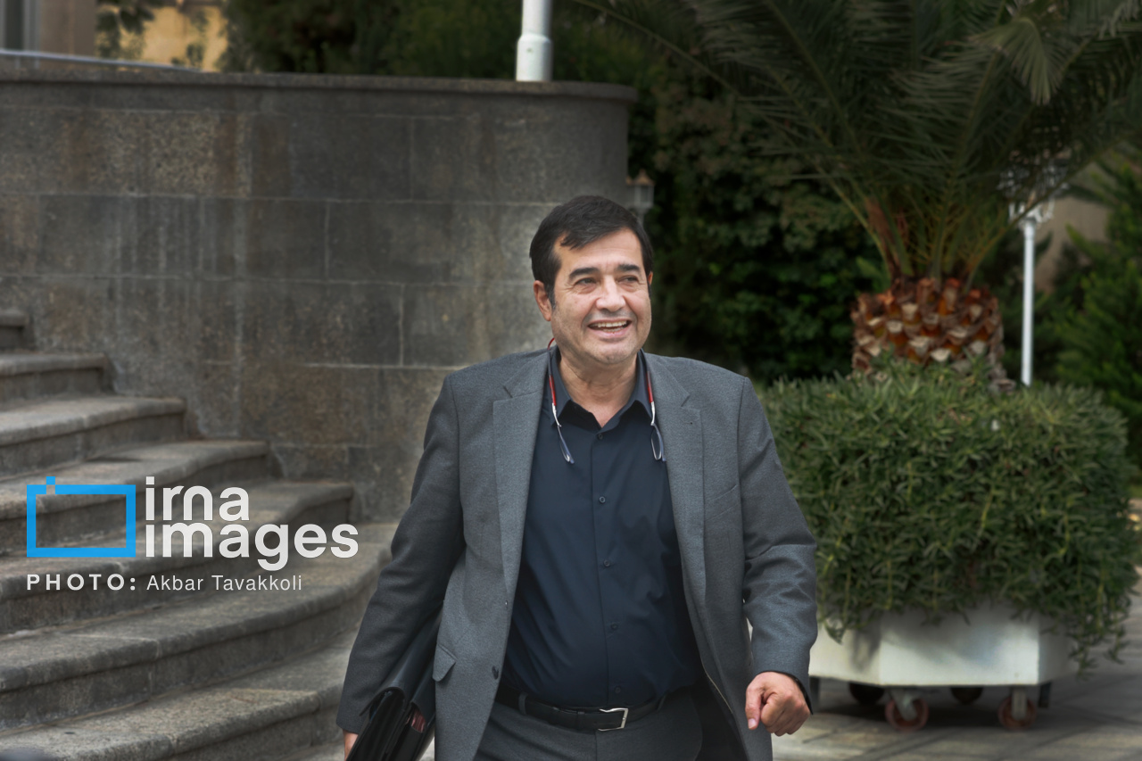 اعضای هیئت دولت در جمع خبرنگاران - ۲ آبان  ۱۴۰۳ اعضای هیئت دولت در جمع خبرنگاران - ۲ آبان  ۱۴۰۳