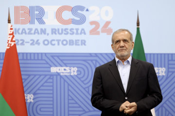 Reuniones del presidente Pezeshkian al margen de la cumbre de los BRICS