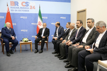 Reuniones del presidente Pezeshkian al margen de la cumbre de los BRICS