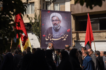 تشییع پیکر شهیده «معصومه کرباسی» و شهید حجت الاسلام «محمد صباحی»