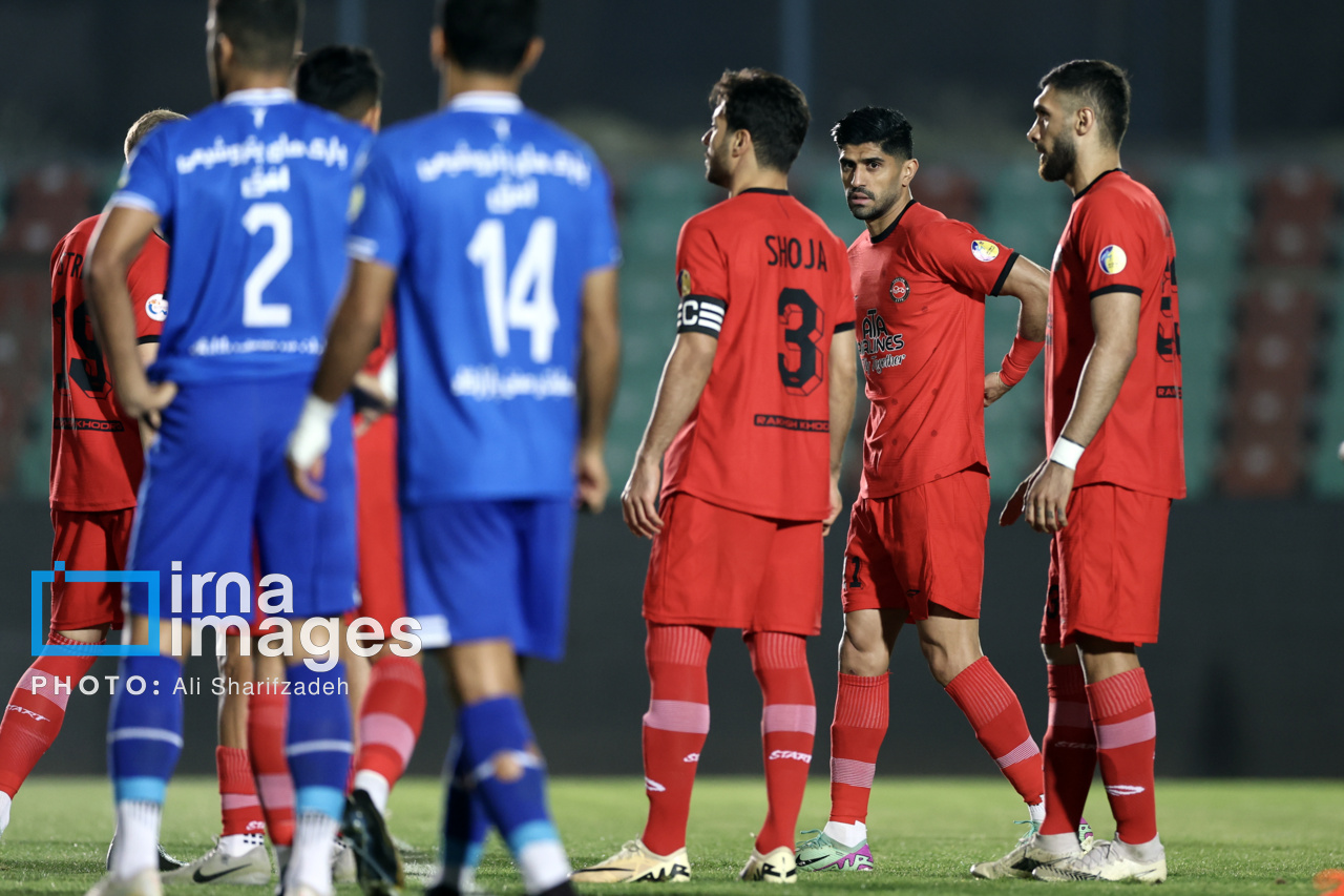 خلیل‌زاده: تراکتور برای قهرمانی می‌جنگد/ امیدوارم استقلال به روزهای اوج خود بازگردد