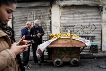 کسبه محله محمدیه در تهران