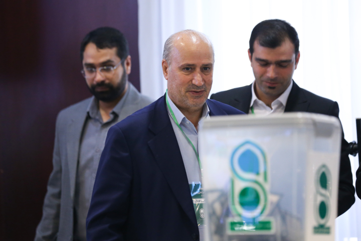 حال بد سهمخواهان از تصمیم درست وزارت ورزش؛ دوران «عابربانک» به پایان رسید