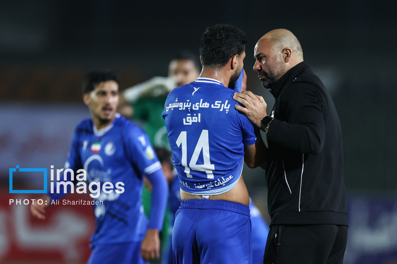 بختیاریزاده و ۲ دستیار خارجی در یک قدمی نیمکت آبیپوشان