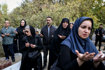 تشییع پیکر «منصوره قدیری جاوید»