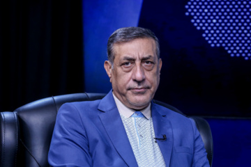 معاون رییس جمهور: هسته‌های گزینش رنگین‌کمان قومی و مذهبی کشور را بپذیرند