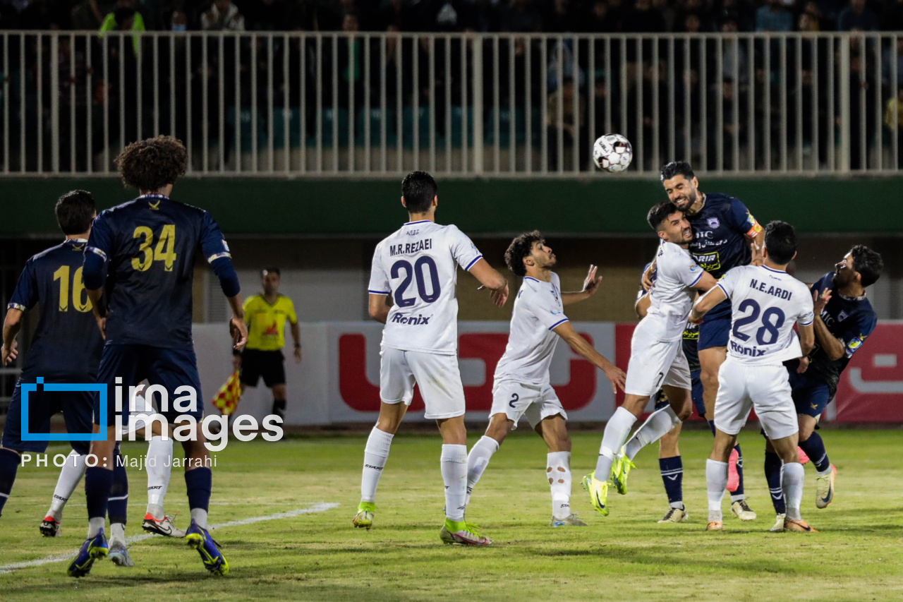 ملوان - چادرملو اردکان؛ نبردی برای کسب نخستین پیروزی در دور برگشت