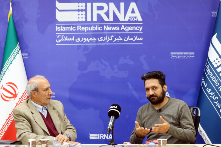 نشست کتاب عصر تاریکی
