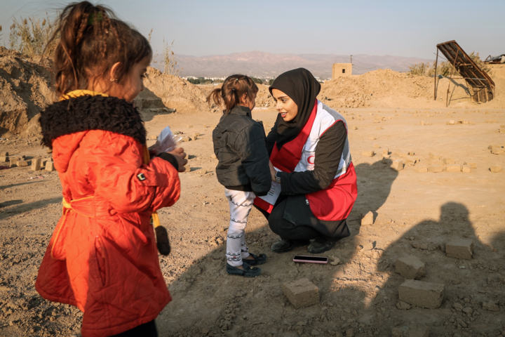 تشکیل تیمهای واکنش سریع بانوان امدادگر در استانها 1 تشکیل تیمهای واکنش سریع بانوان امدادگر در همه استانها