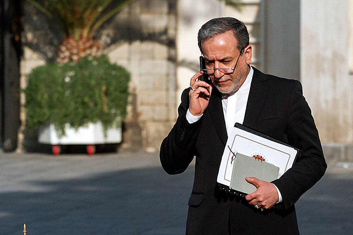 عراقچی: پاسخ به نامه ترامپ را از طریق عمان ارسال کردیم عراقچی: پاسخ به نامه ترامپ را از طریق عمان ارسال کردیم