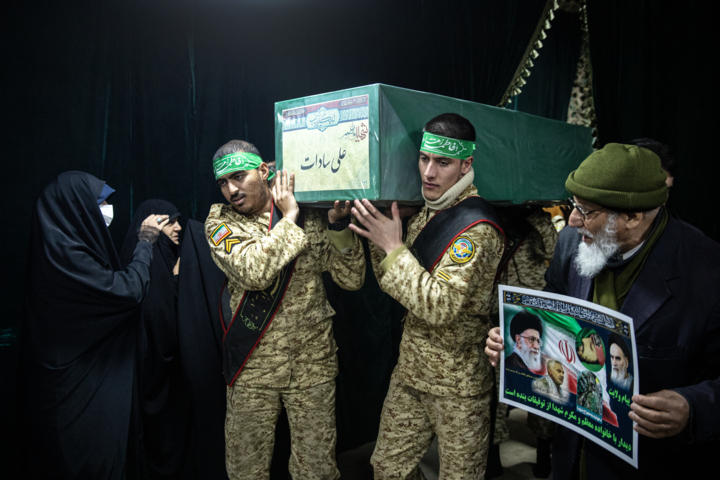وداع با پیکر مطهر شهید مدافع حرم «علی سادات»