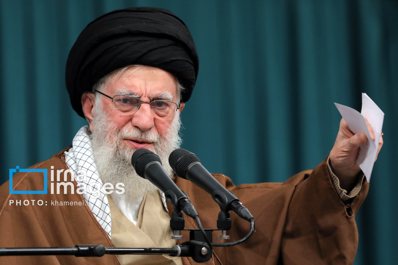 دعوت به تحقیق و نوشتن درباره امام جواد، امام هادی و امام عسکری(ع) دعوت به تحقیق و نوشتن درباره امام جواد، امام هادی و امام عسکری(ع)