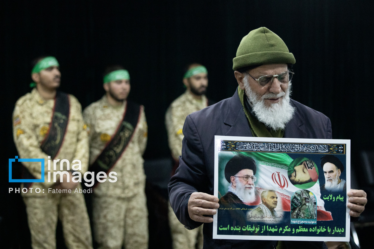 وداع با پیکر مطهر شهید مدافع حرم «علی سادات»