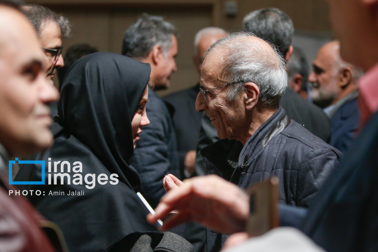 همایش «مهاجرت نخبگان علمی در ایران امروز»
