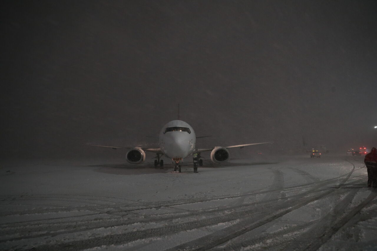 فرودگاه مشهد با پیش‌بینی برف و یخبندان به حالت آماده‌باش درآمد