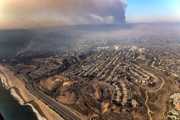 美国洛杉矶山火死亡人数升至24人，超过1.2万座建筑被烧毁