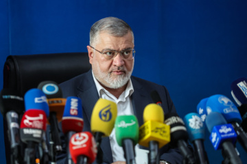 تاکید استاندار تهران بر هماهنگی دستگاه‌ها برای بزرگداشت سالگرد آیت‌الله رییسی